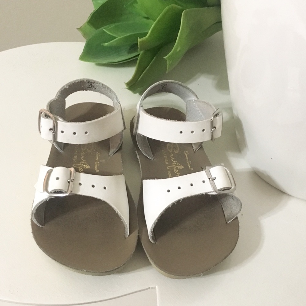 Excellent condition salt water shoes